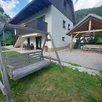 Apartment Apartmaji Katrc Soca