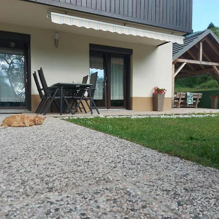 Apartmaji Katrc