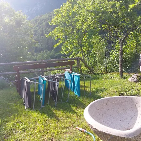 Apartmaji Katrc Soča