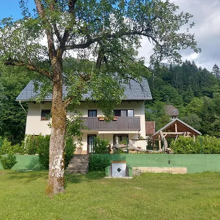 Apartmaji Katrc