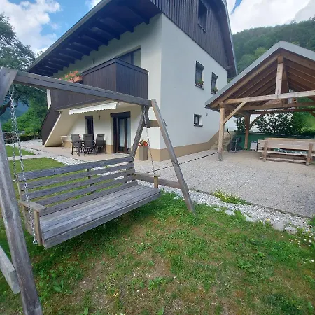 Apartment Apartmaji Katrc Soca