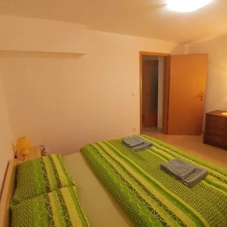 Apartment Apartmaji Katrc