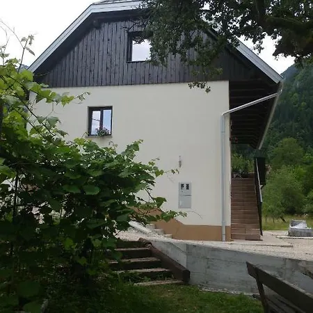 Apartmaji Katrc